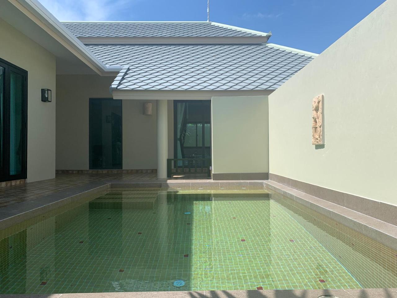 Wis Beach Khanom Exteriér fotografie